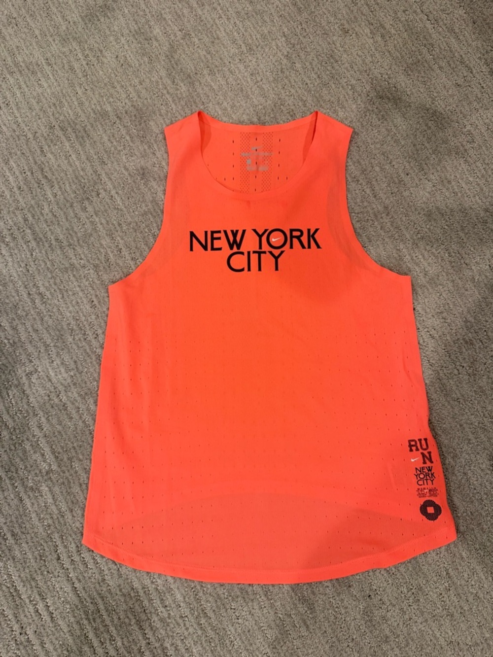 Nike AeroSwift singlet NYC women’s small